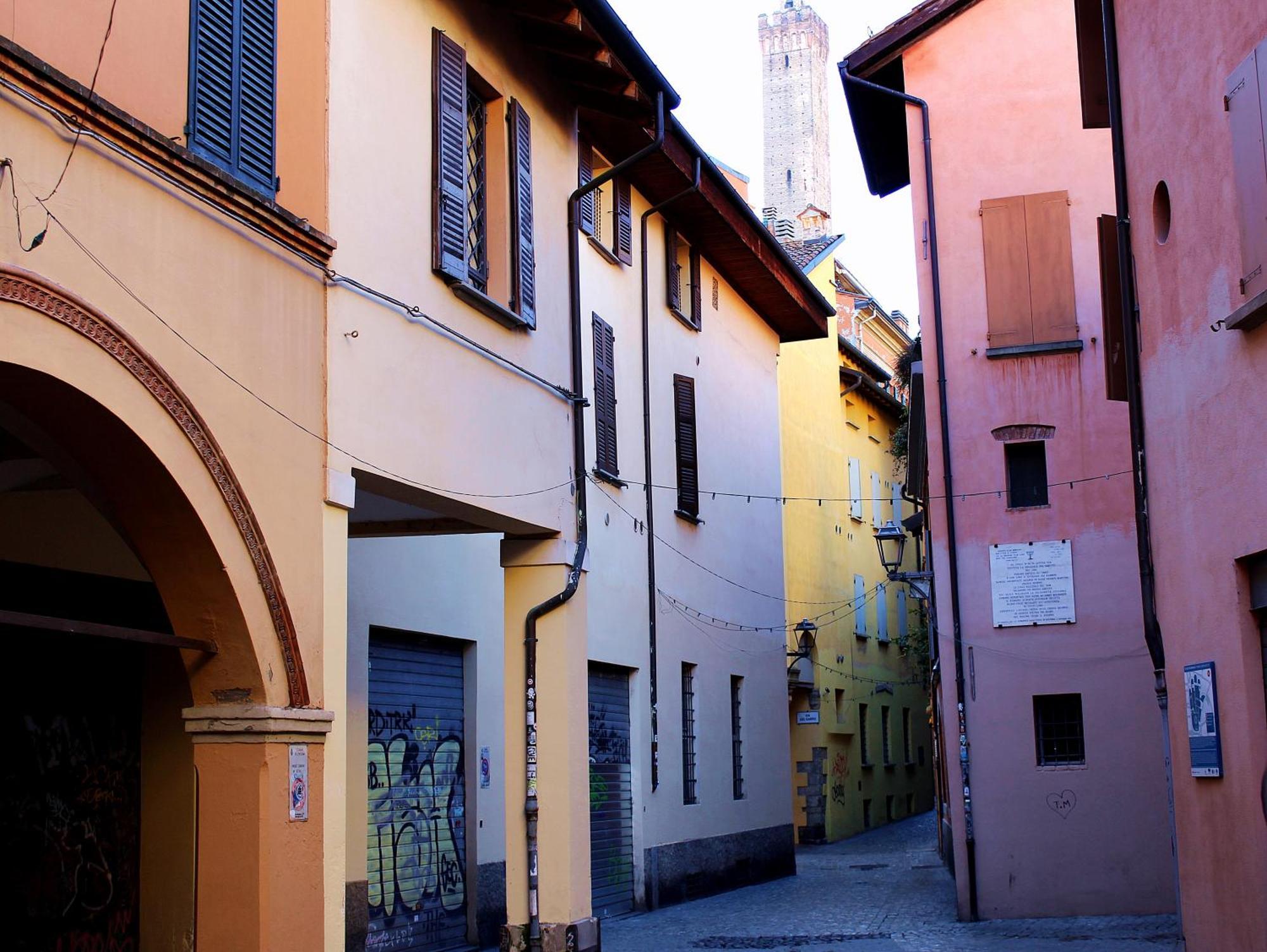 Appartamento Alle Due Torri Bologna Esterno foto