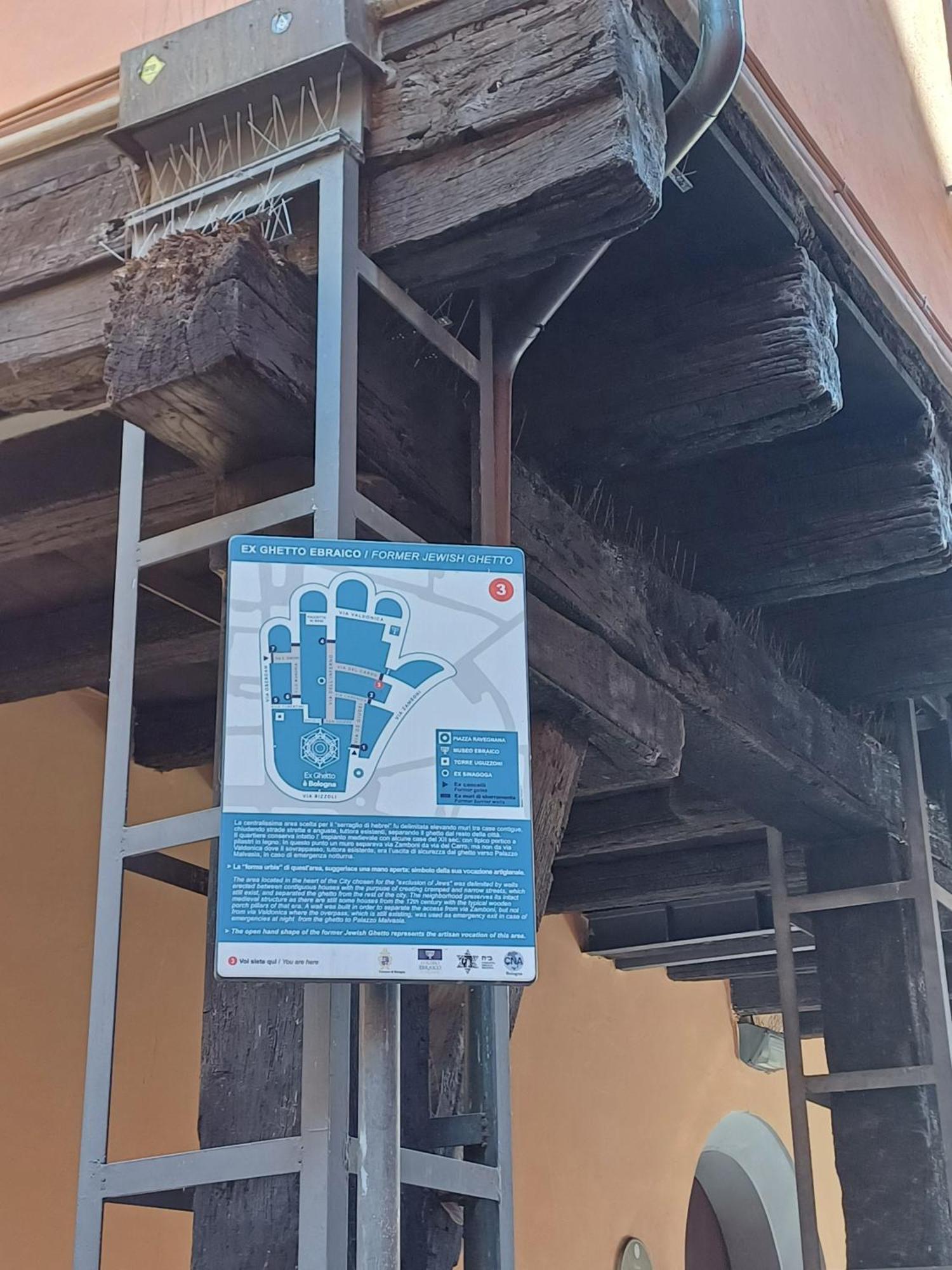 Appartamento Alle Due Torri Bologna Esterno foto